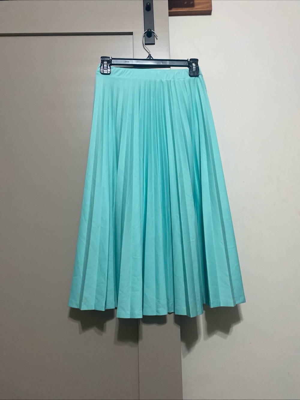 Vintage 70’s Pleated Midi Skirt in Aqua